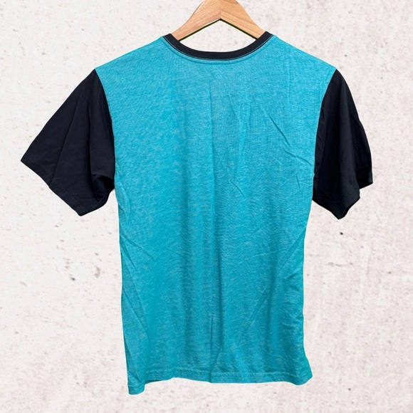 Faded Glory Blue and Black Short Sleeve Tee - Picture 2 of 3